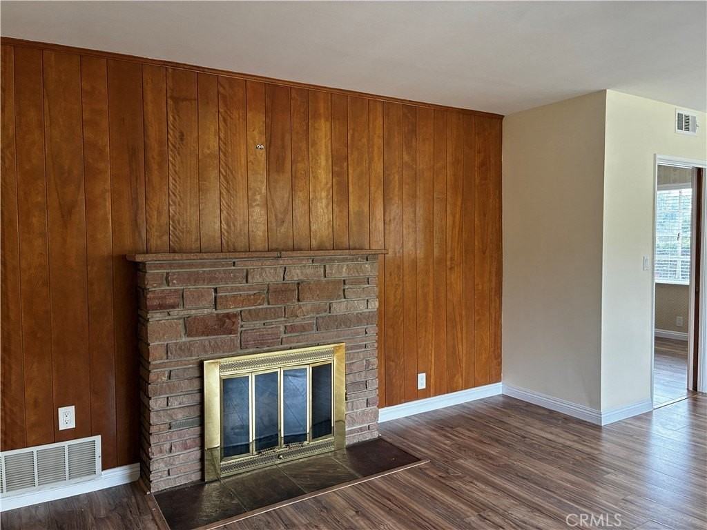 1520 Melody Ln - Photo 7 of 20