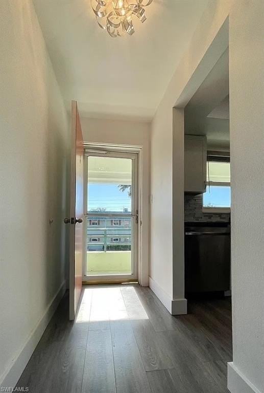 200 Valley Stream Dr #8B - Photo 3 of 15