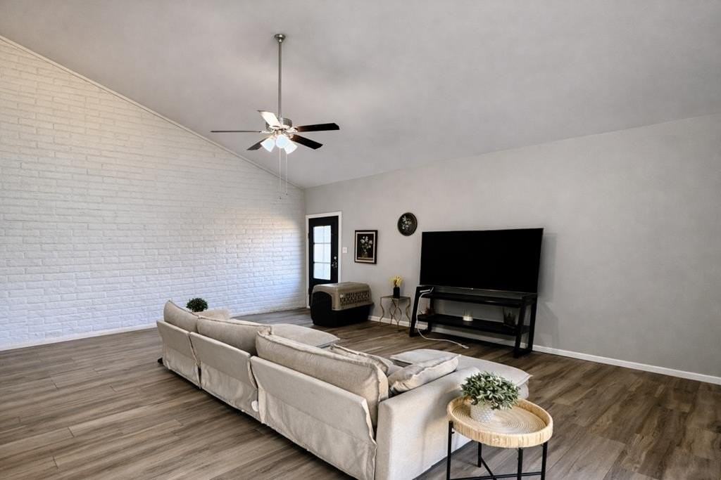 1326 French Ave #A - Photo 3 of 19