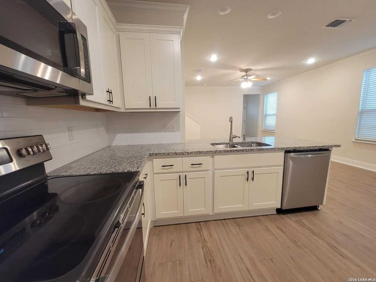 2318 Tulipwood Cv #101 - Photo 5 of 18