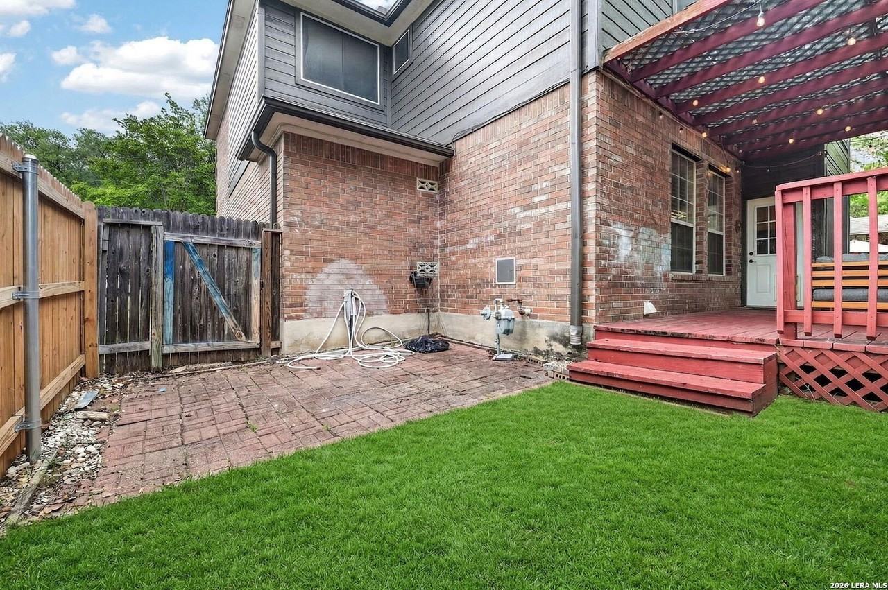 11127 Quail Pass - Photo 3 of 35