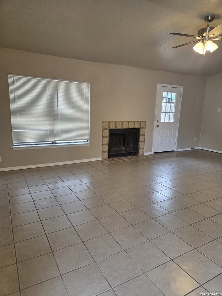 5719 Country Sun Dr - Photo 7 of 14