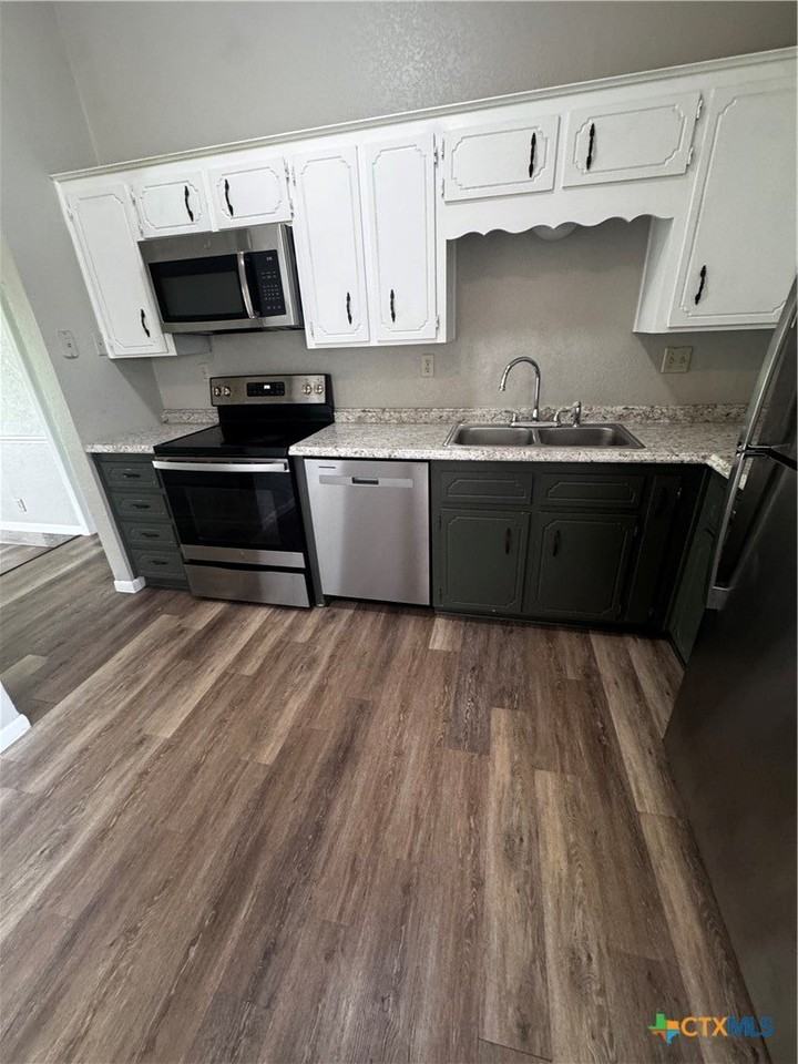 4505 River Oaks Dr - Photo 5 of 26