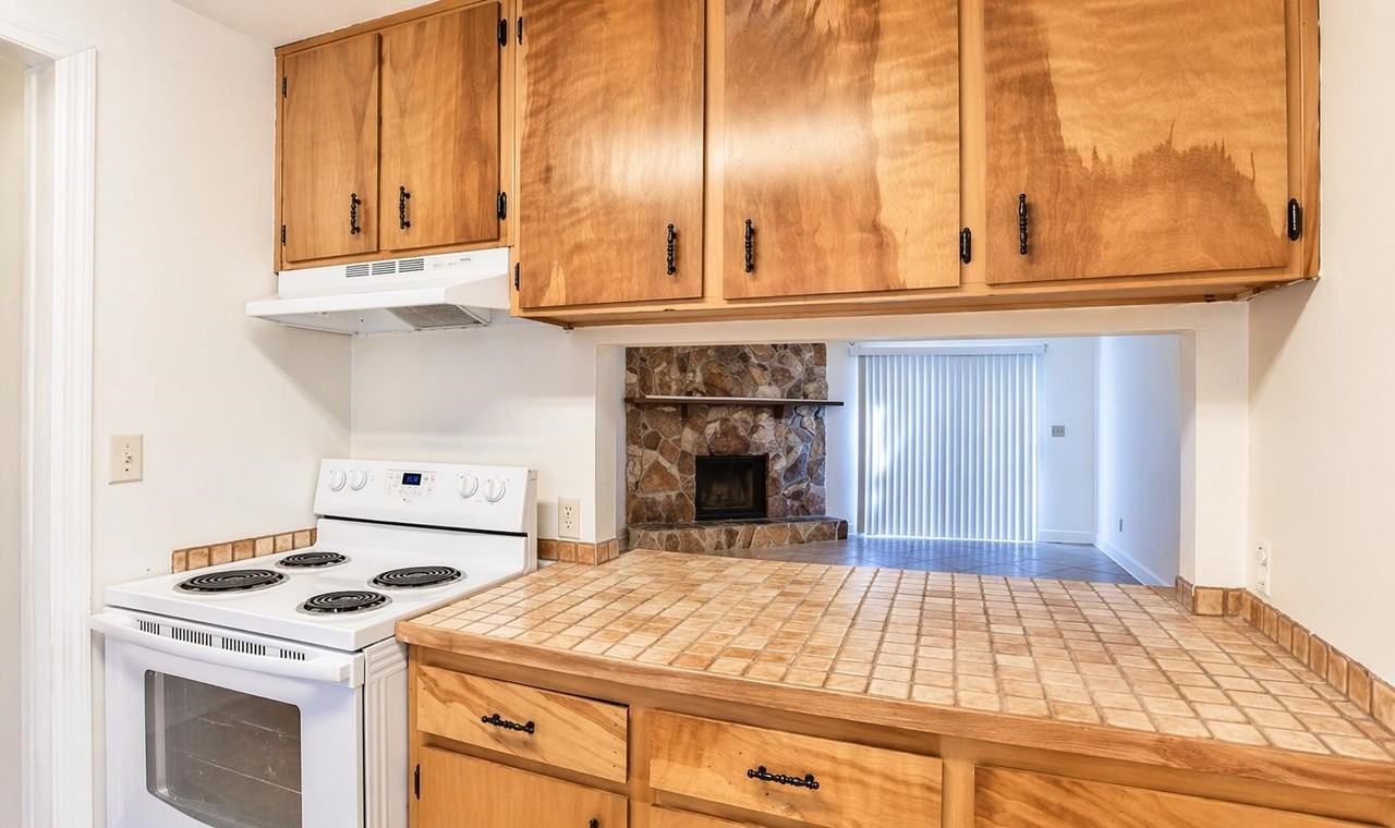 4777 Leah Ln - Photo 2 of 15