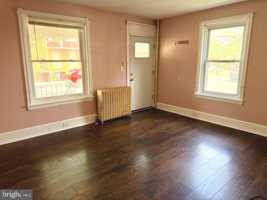 featured image of 400 W 3rd St