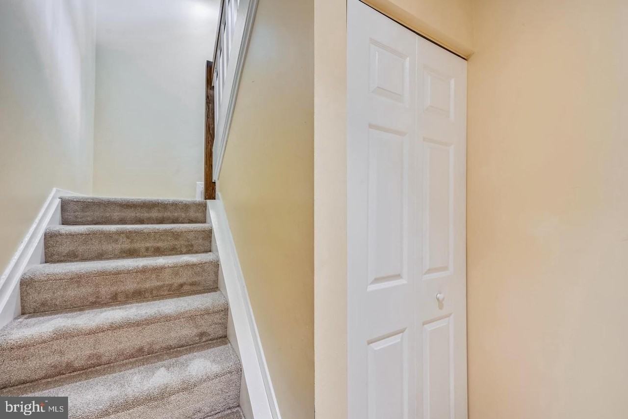 7531 Weather Worn Way #E - Photo 2 of 26