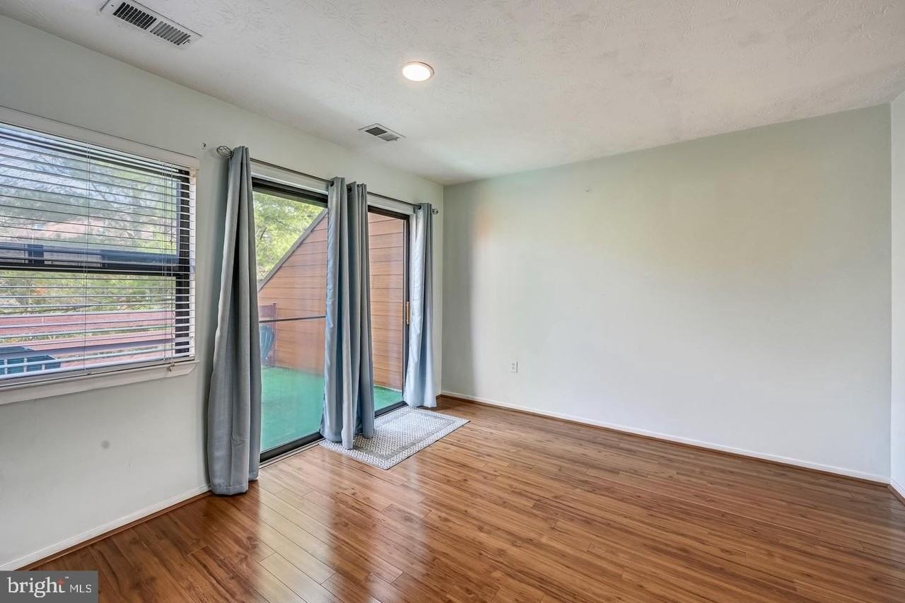 7531 Weather Worn Way #E - Photo 7 of 26