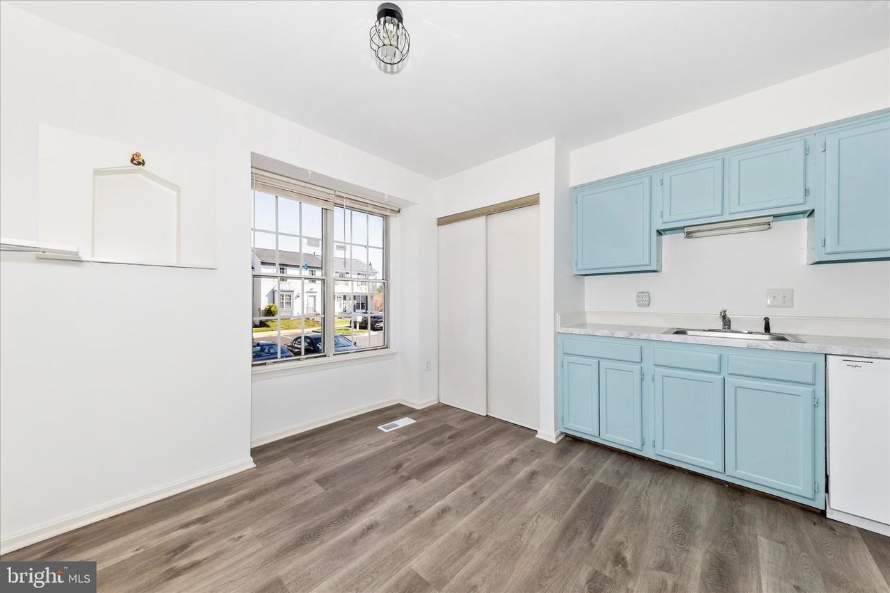 13303 Country Ridge Dr - Photo 4 of 45