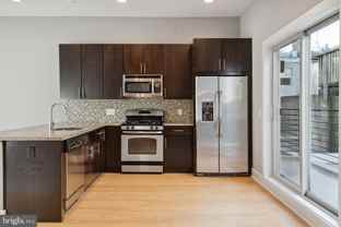 914 S Darien St - Photo 1 of 1