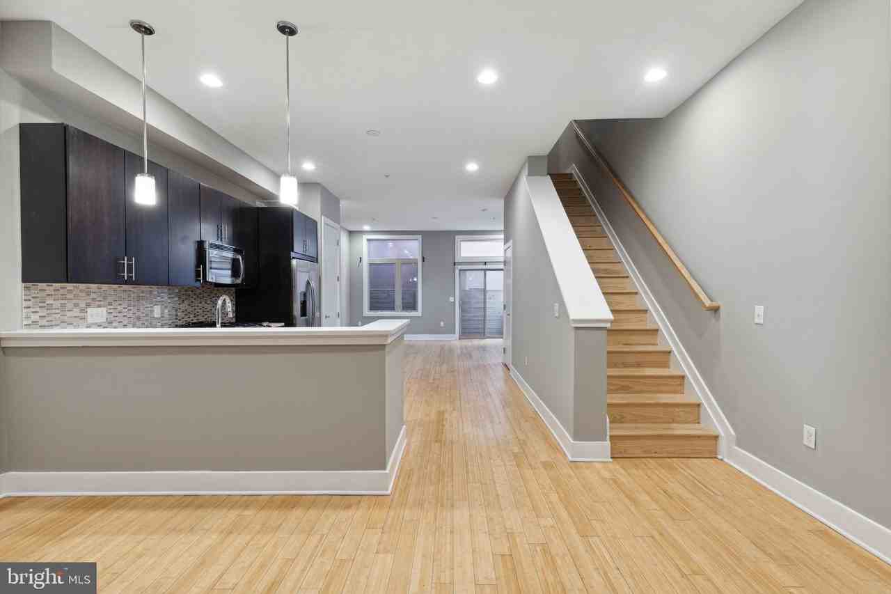 1130 N Front St #A - Photo 2 of 41