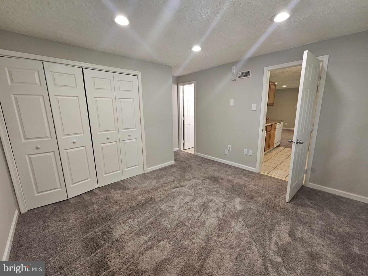 144 Hillcrest Dr #24 - Photo 7 of 13