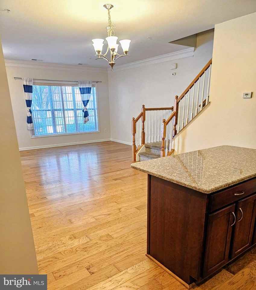 23481 LOGANS Terrace - Photo 7 of 10