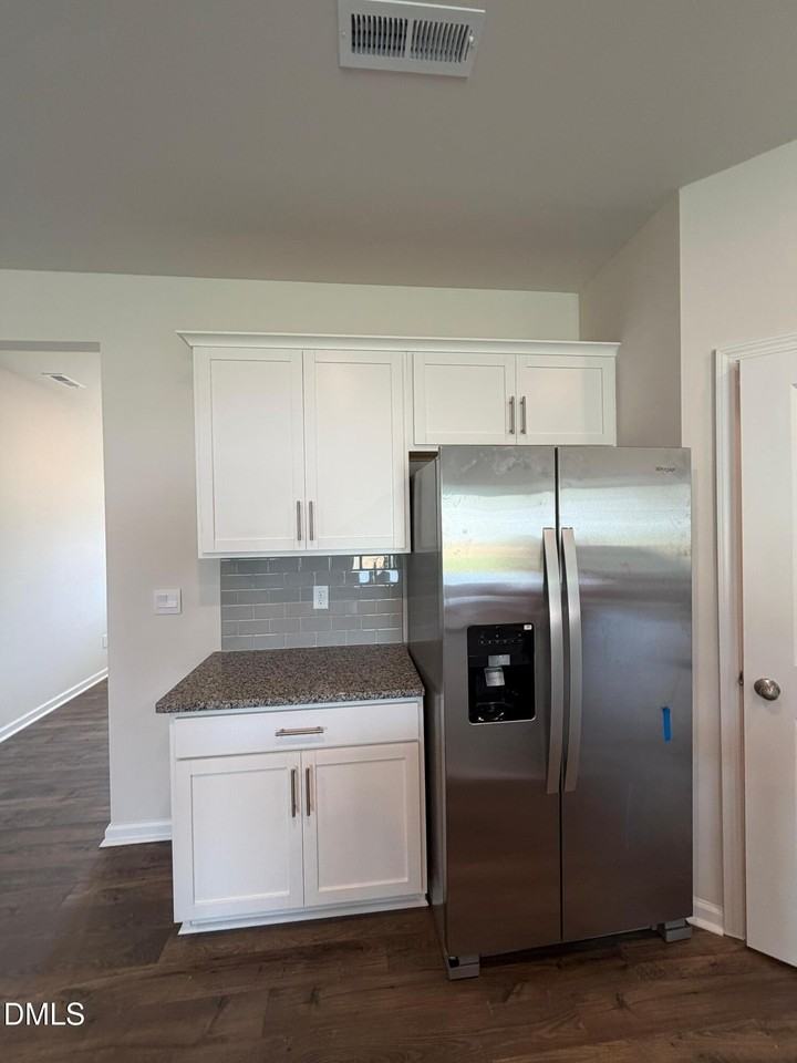 105 Brookberry Court - Photo 4 of 46