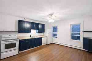 featured image of 39 Roland St ##2