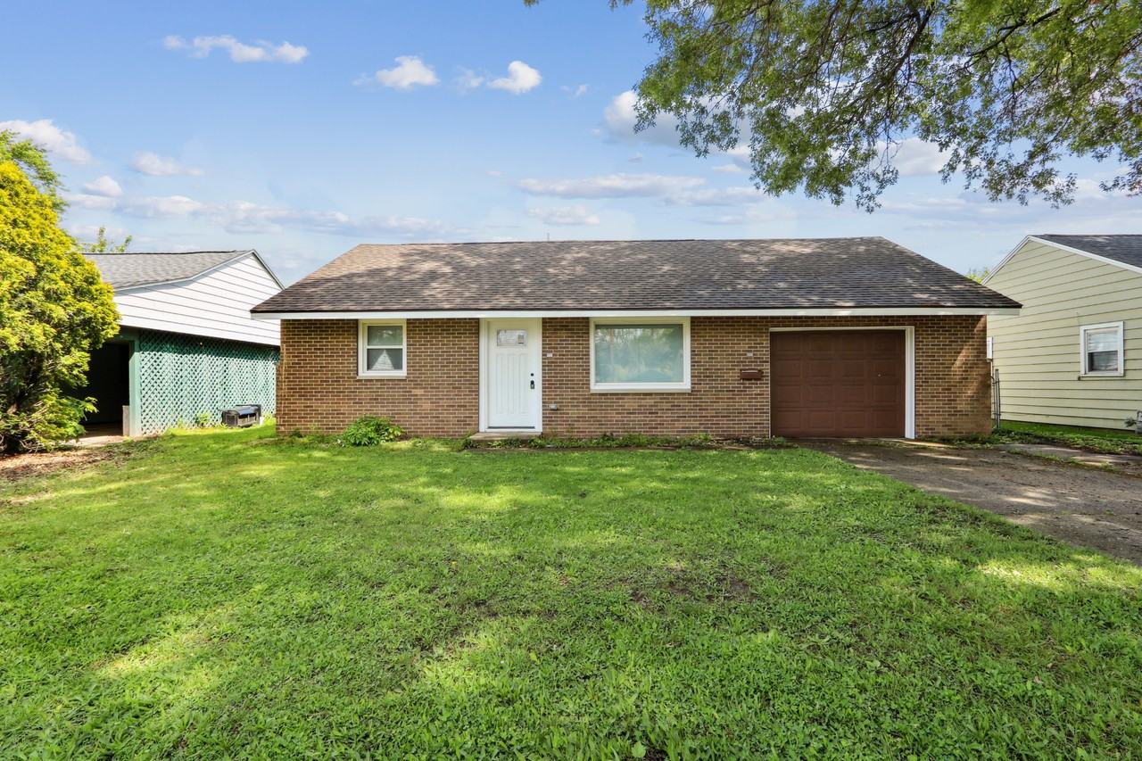 714 Bethume Ct #1 - Photo 2 of 28