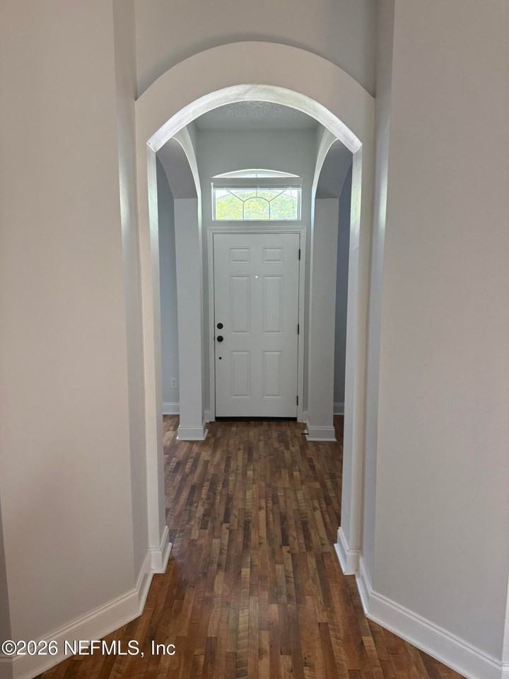 2063 Las Brisas Ct - Photo 3 of 31