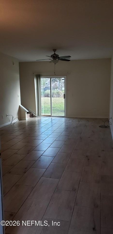 946 Scrub Jay Dr - Photo 3 of 15