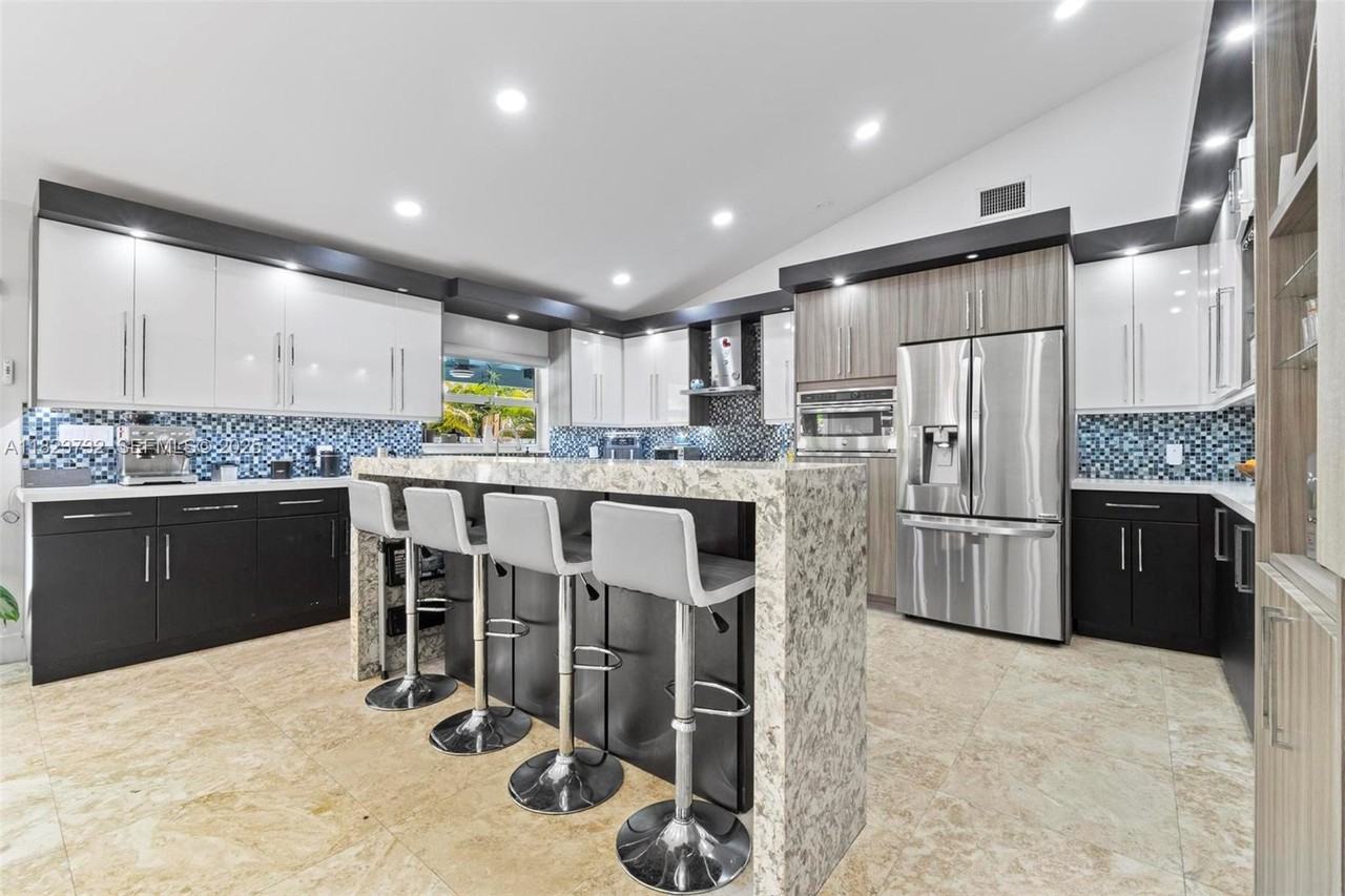 13425 Southwest 91st Street #0 - Photo 4 of 45