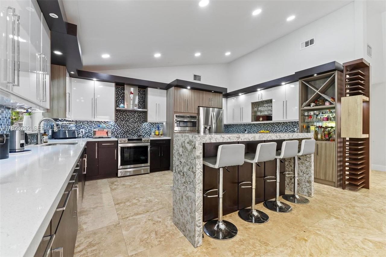 13425 Southwest 91st Street #0 - Photo 5 of 45