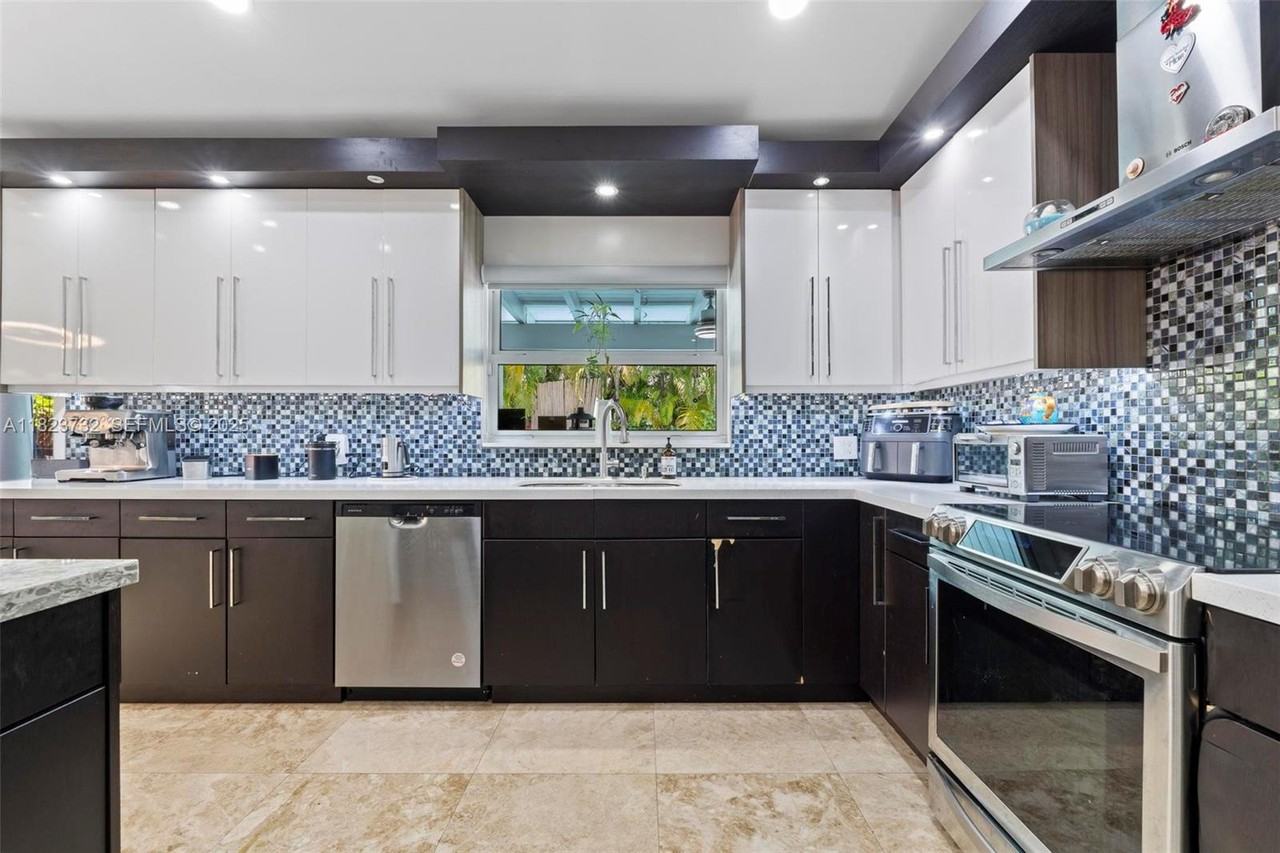 13425 Southwest 91st Street #0 - Photo 7 of 45