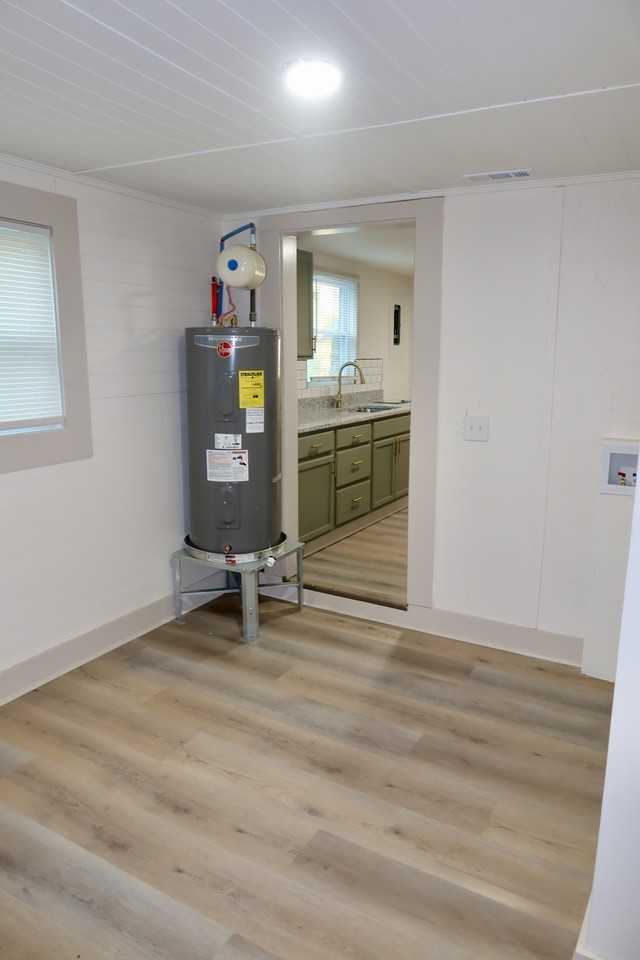 320 Samford St #1 - Photo 7 of 11