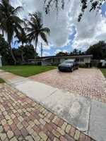 featured image of 2003 North 46th Avenue