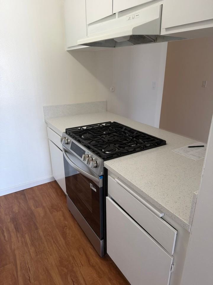 VS - Photo 2 of 16