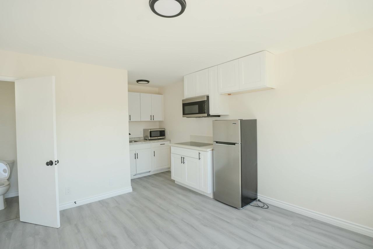 821 W 167th St #1 - Photo 2 of 9