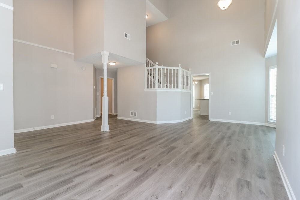 739 Glenspring Dr - Photo 5 of 17