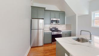544 Whitney Ave - Photo 1 of 1