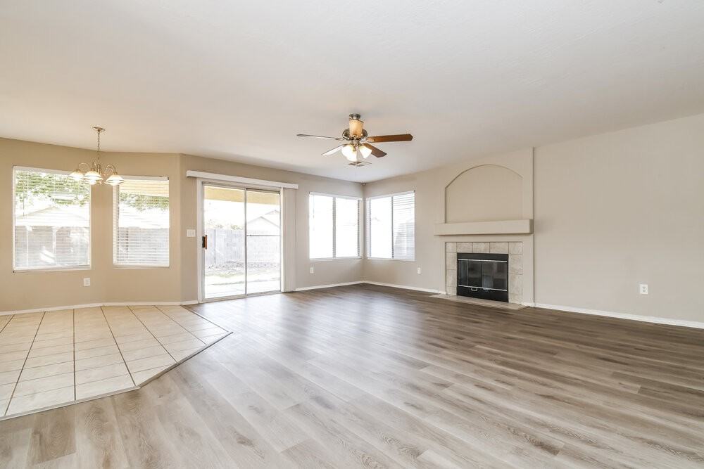 834 E Whitten St - Photo 7 of 17