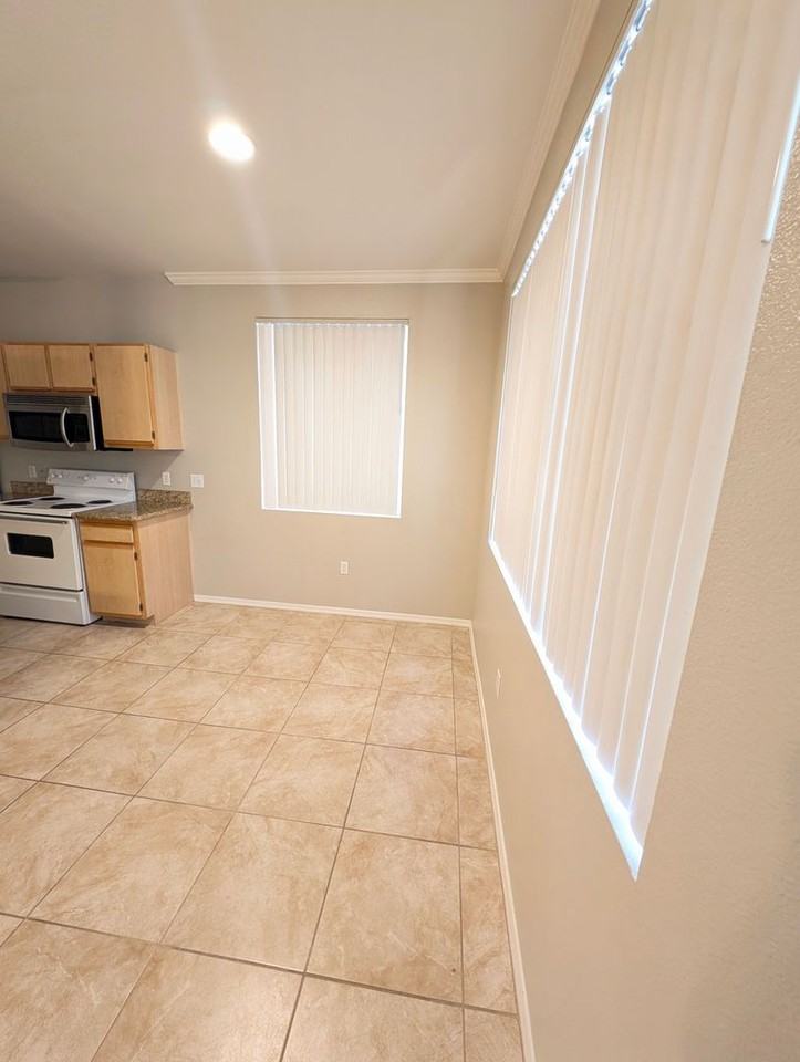 5345 E Van Buren St #248 - Photo 7 of 19
