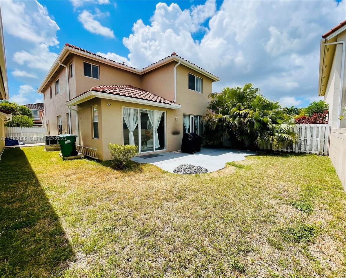 14731 Southwest 132nd Court - Photo 7 of 22