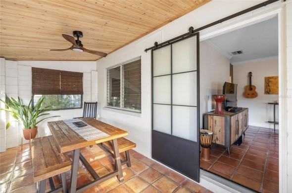 Frances St - Photo 6 of 12