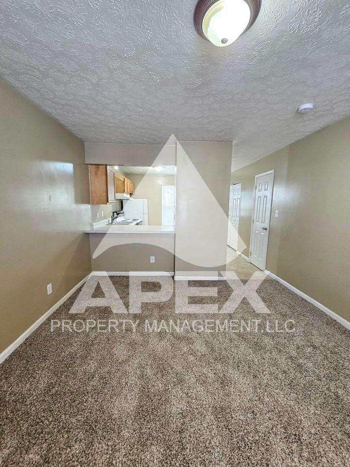 1801 Sweet View Way - Photo 5 of 22