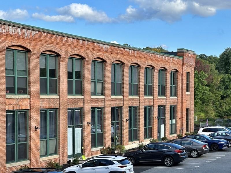 1665 Main St - Photo 2 of 11