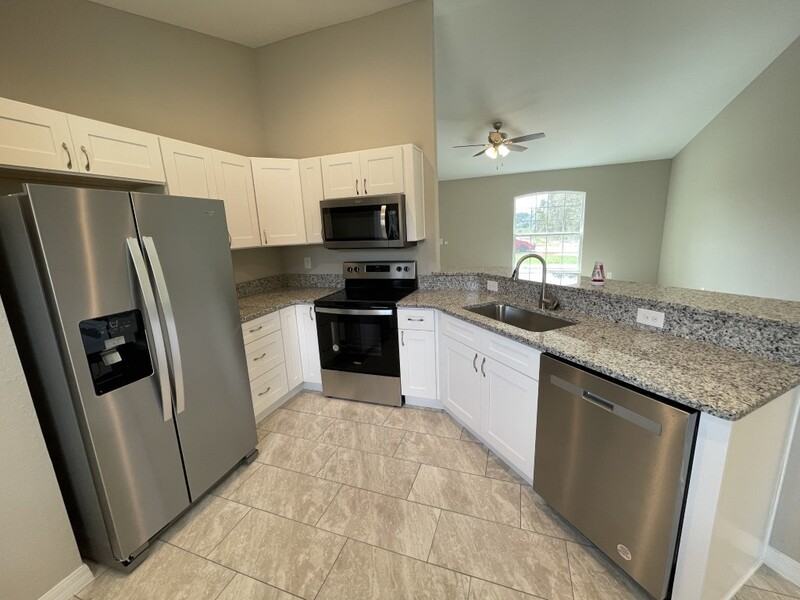 4830 Sw 166th Loop - Photo 4 of 15