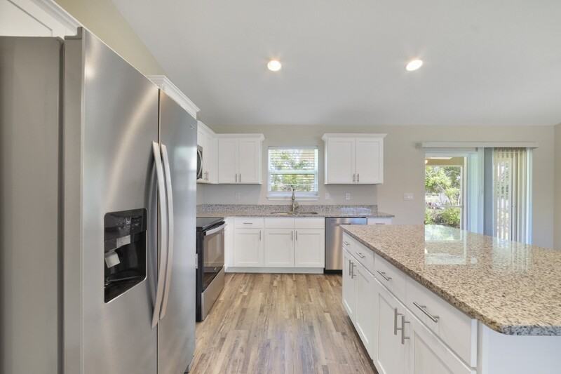 238 Oak Cir - Photo 7 of 11