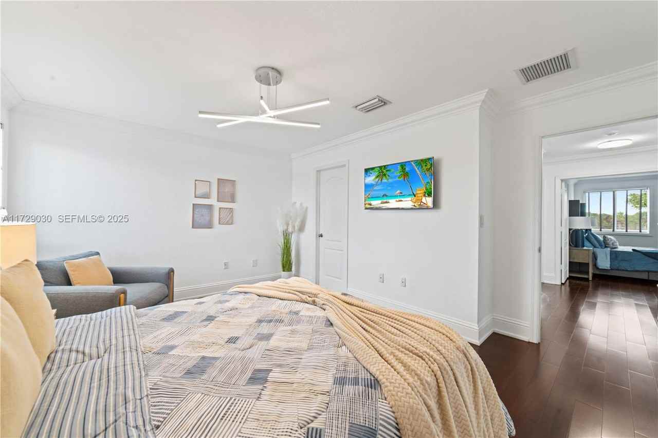 22662 Southwest 103rd Court #22662 - Photo 4 of 33