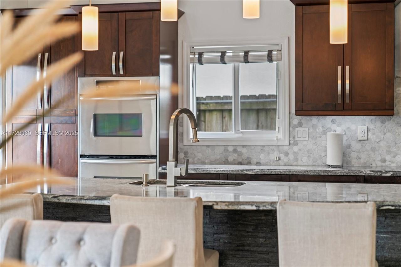 22662 Southwest 103rd Court #22662 - Photo 7 of 33