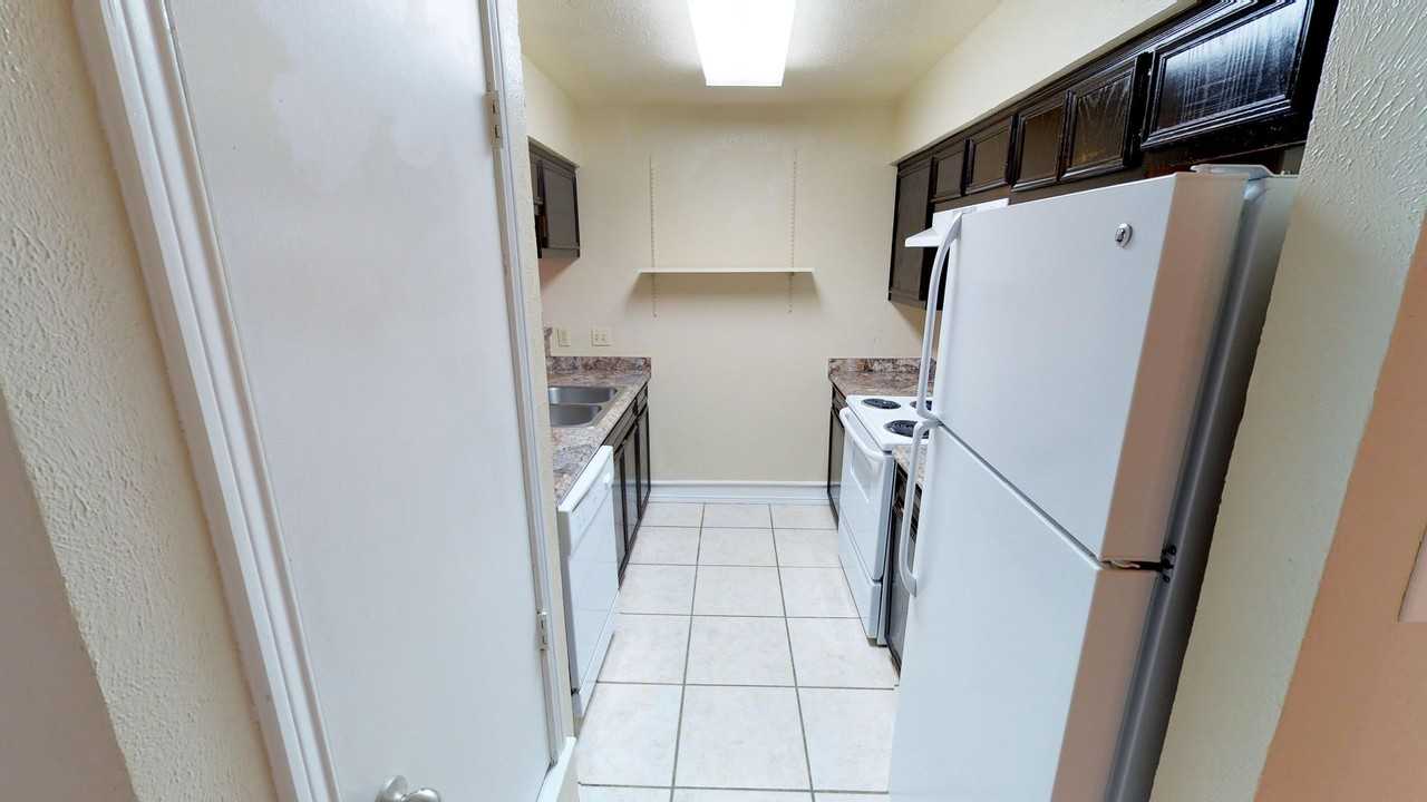 Sycamore Falls Apartments - Photo 4 of 10