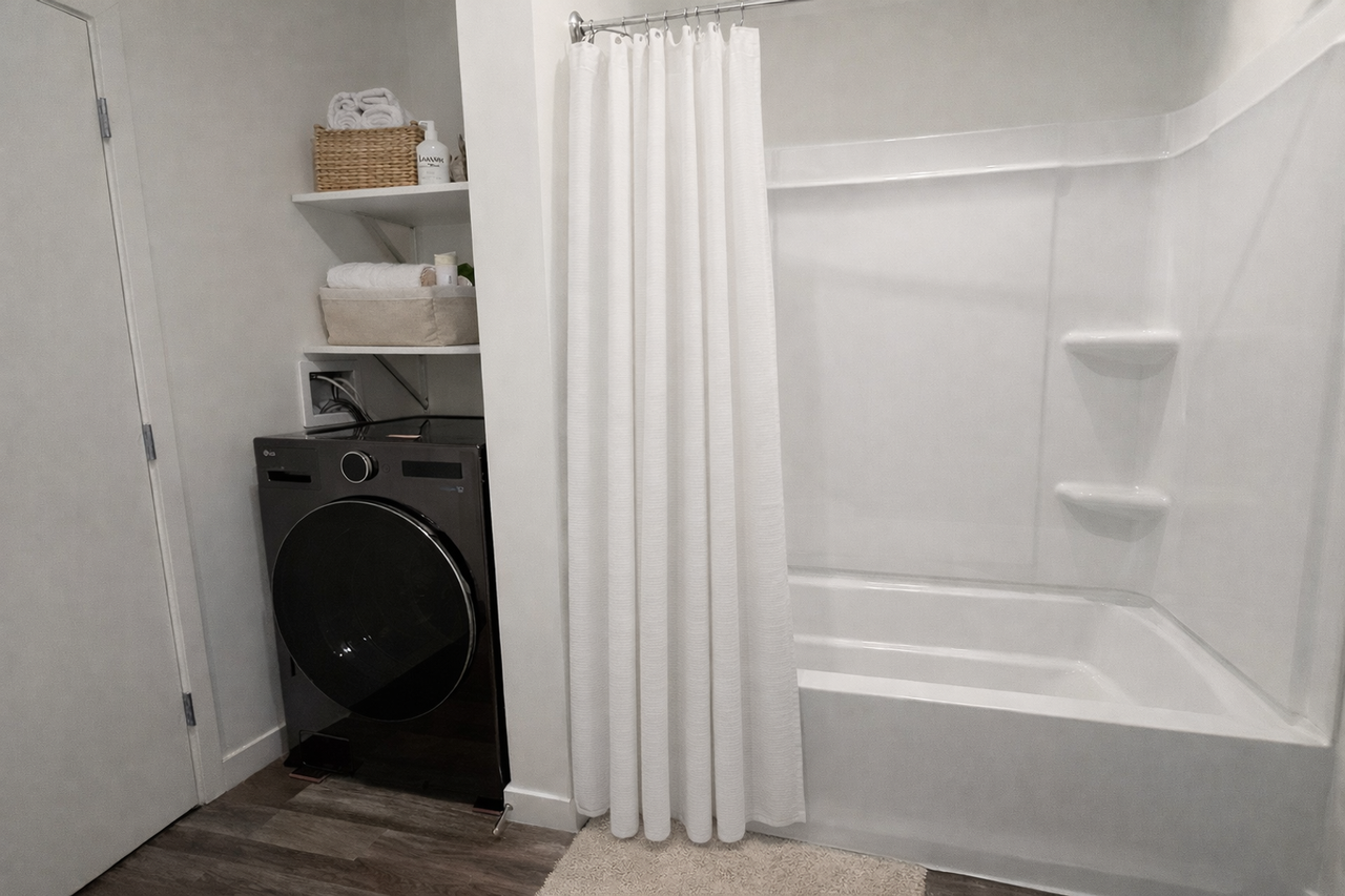 Benton on Burke - Photo 3 of 5