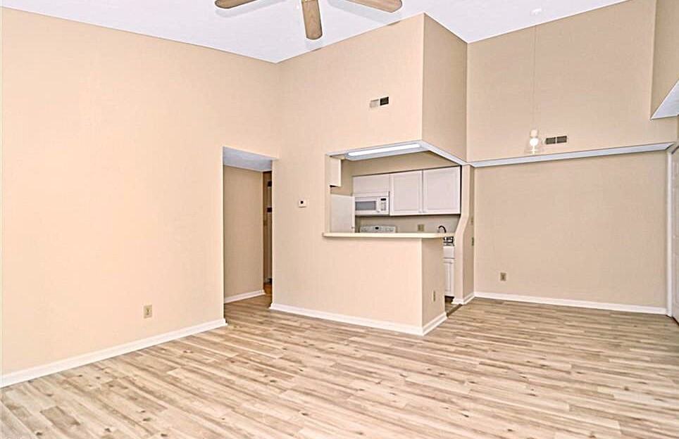 65 Wells Court - Photo 3 of 4