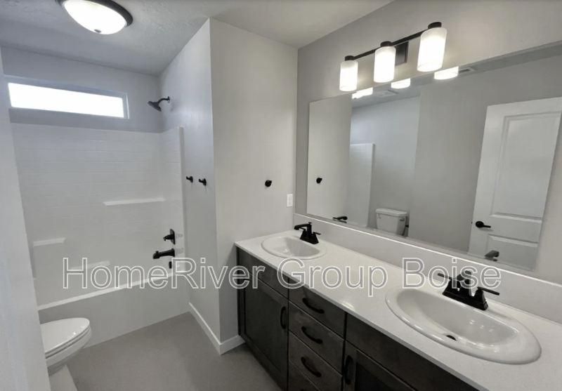 2150 S Defio Pl - Photo 6 of 10