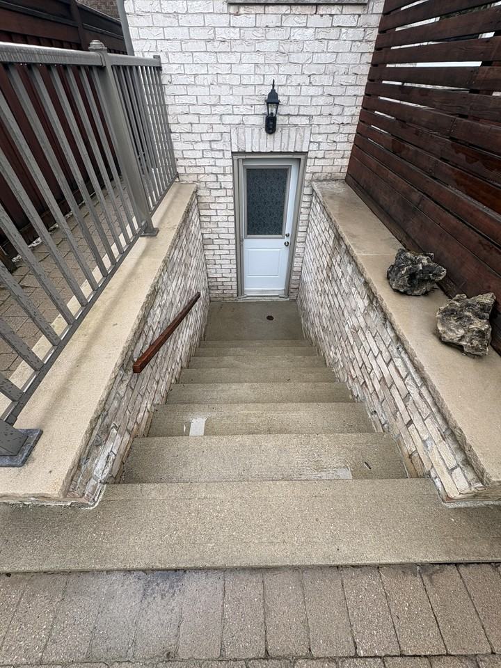 Roberta Drive - Photo 2 of 7