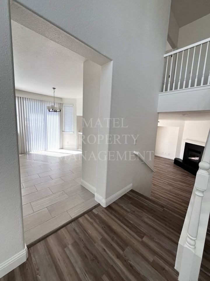 4333 Peninsula Dr - Photo 6 of 26