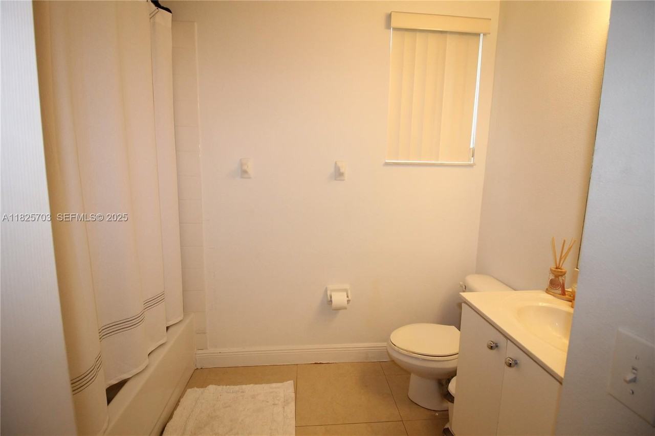 20732 Southwest 87th Court - Photo 2 of 38