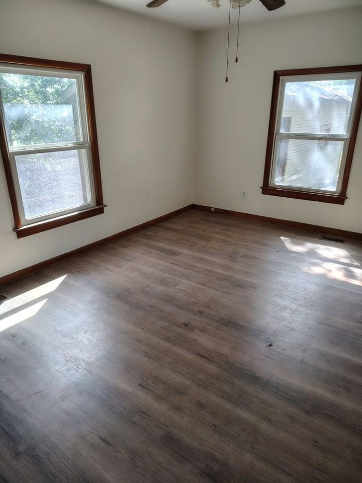 217 N Martinson St - Photo 7 of 17