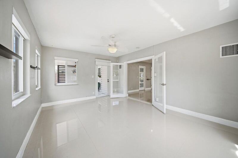 5031 Ne 23rd Ter - Photo 3 of 36