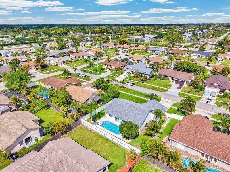 19119 Winslow Ter - Photo 6 of 50